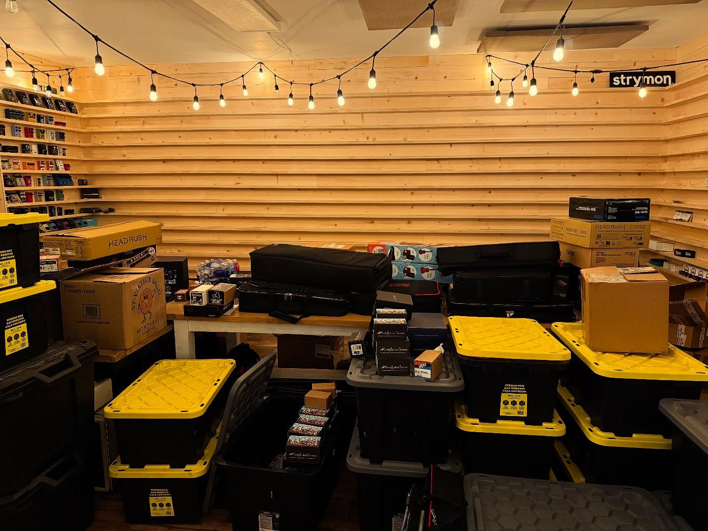 Guitar Show aftermath. It’s time to rebuild the Wall of Tone!

#makepedalsgreatagain #walloftone